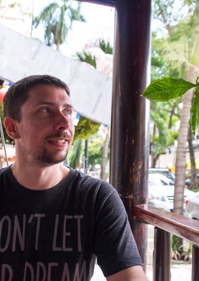 Panama--via angentina street-s027-r4